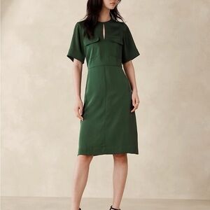 Forest Green Short Sleeve Fully Lined Knee Length Dress